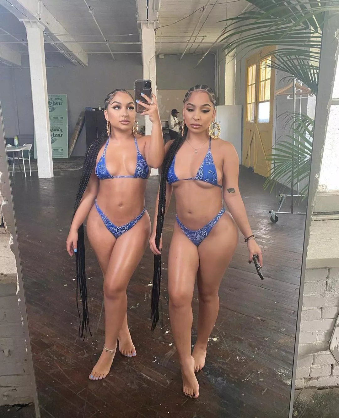 Baddies 😍🤤🤤🤤 posted by Swhite2323