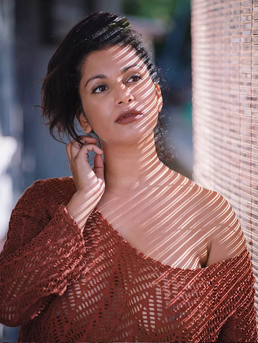 Baggy sweater never looked so good posted by FirmerDifference