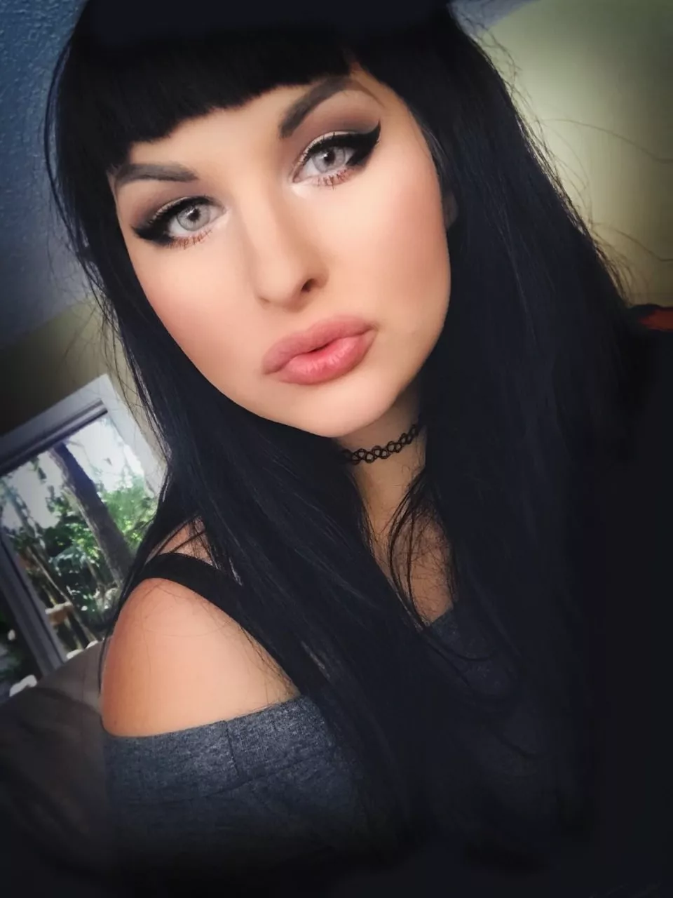 Bailey Jay posted by 1001happynights