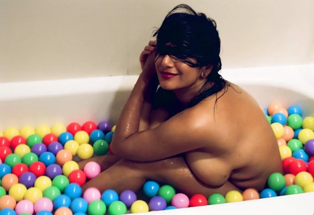 Balls 😚💋 posted by CarnalConnoisseur