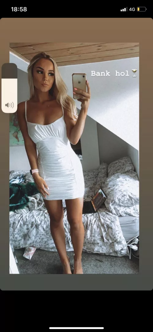 Bank hol by KIK---humans27654