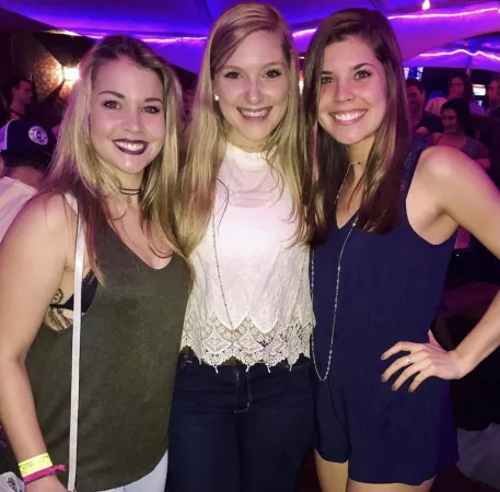 Bar hopping by _no_one9