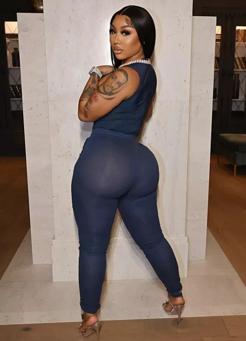 BARBIE DOLL by lovethemhoodthots