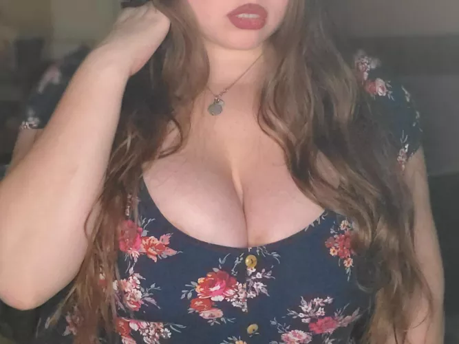 Barely contained.. by LadyChaosxxx