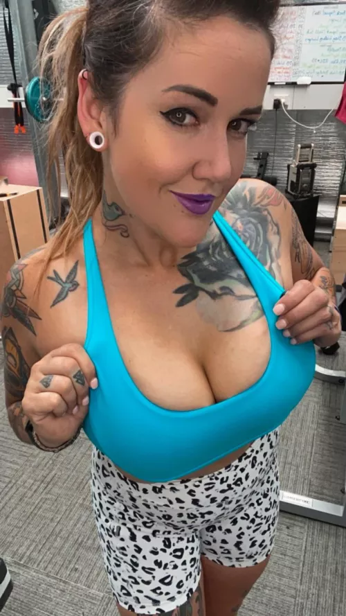 Barely contained ⛲️