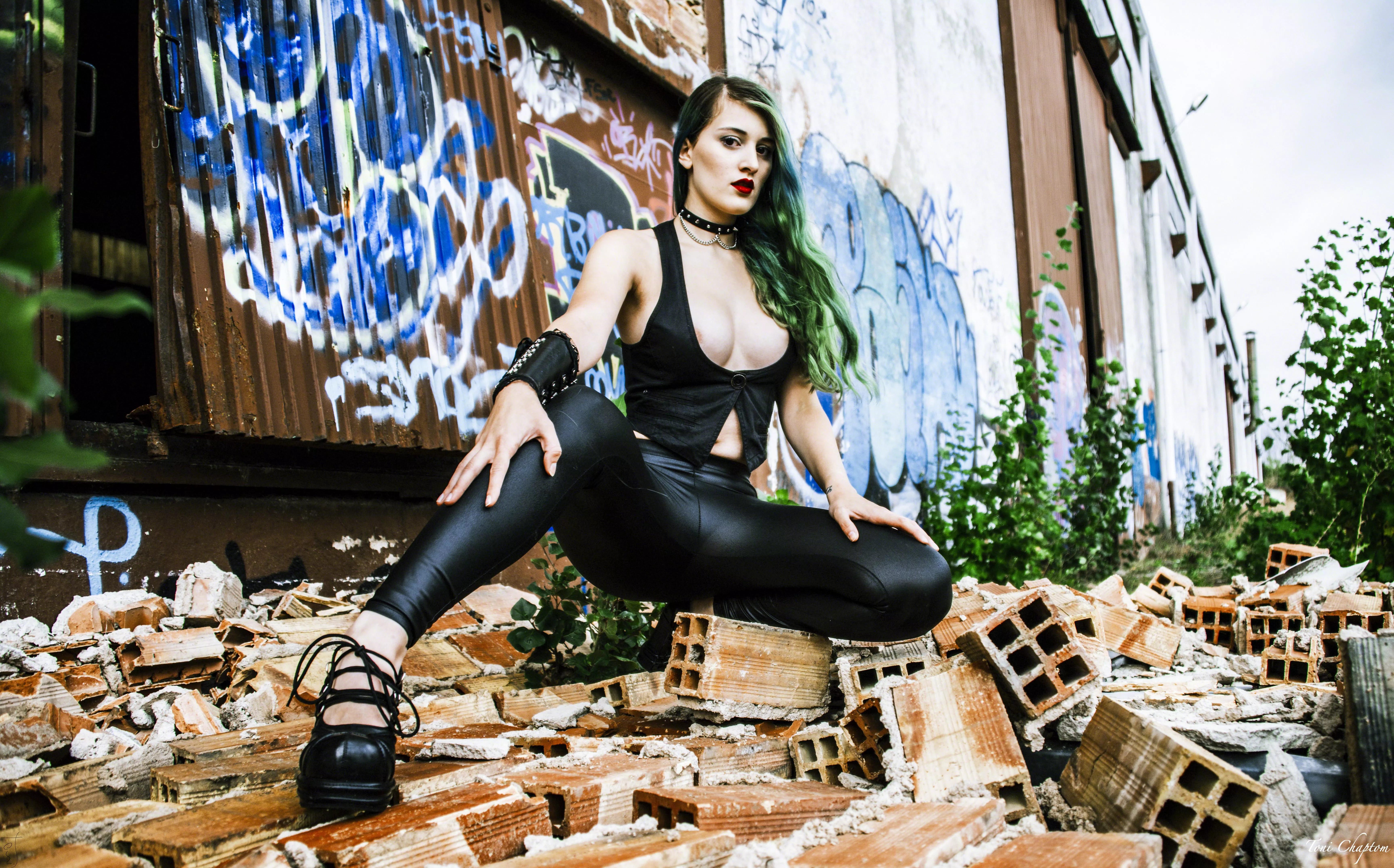 Barely covered my nipples 🤭 posted by carmensophie_model