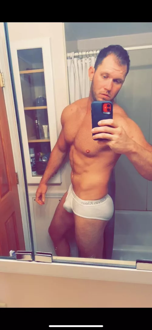 Barrel abs popping and tighty whities post workout. by dbchatb