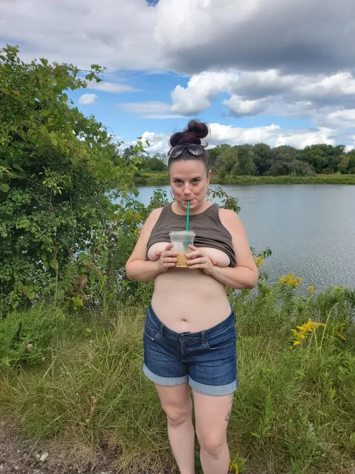 Basic bitch lifestyle 🤪 by stevie_stunner