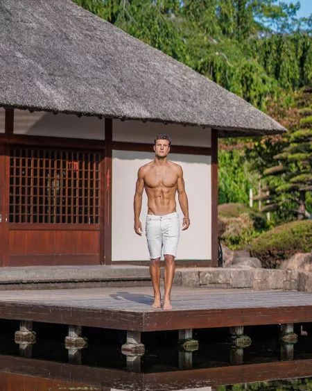 Basking by SparklyRen