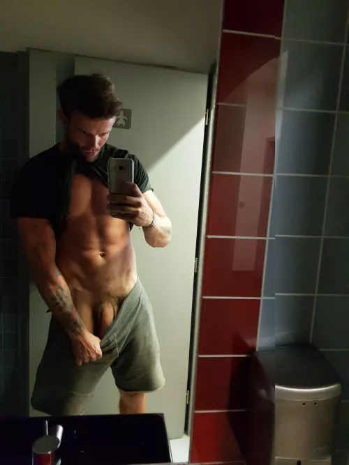 bath selfie by mynastystory