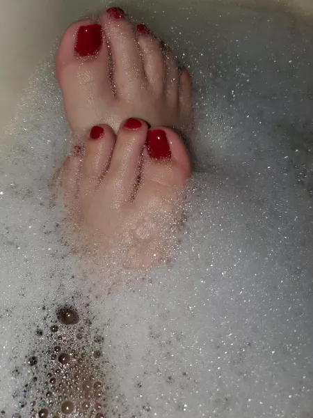 Bath time by FreyaGal