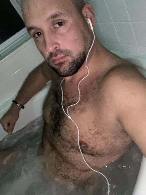 Bath time bear. Come join! by JustAnotherCub