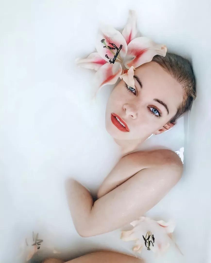 Bath time🛀🛀 posted by MariyaSharie_1