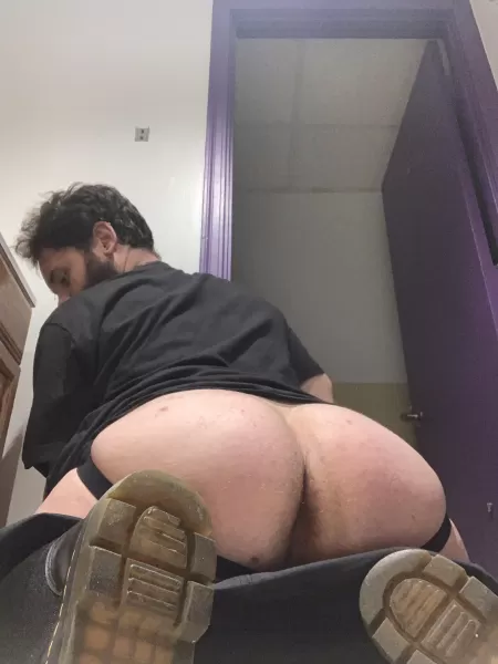 bathroom breaks at work 😛 by Puzzleheaded-Car-189