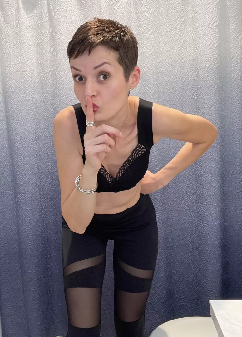 Bathroom is mama’s safe heaven🥴[F38] posted by masha_nova