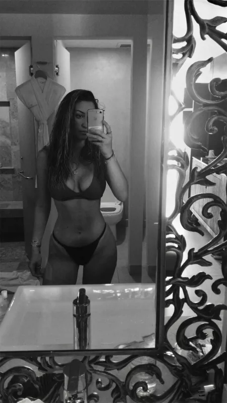 Bathroom selfie by LayDownYourBurdens