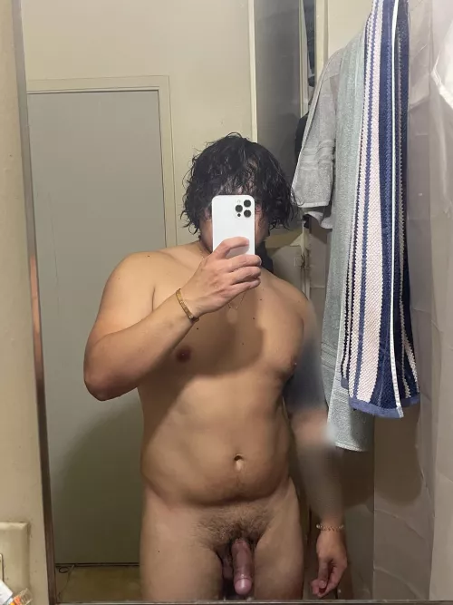 Bathroom selfie. by dbr0skied