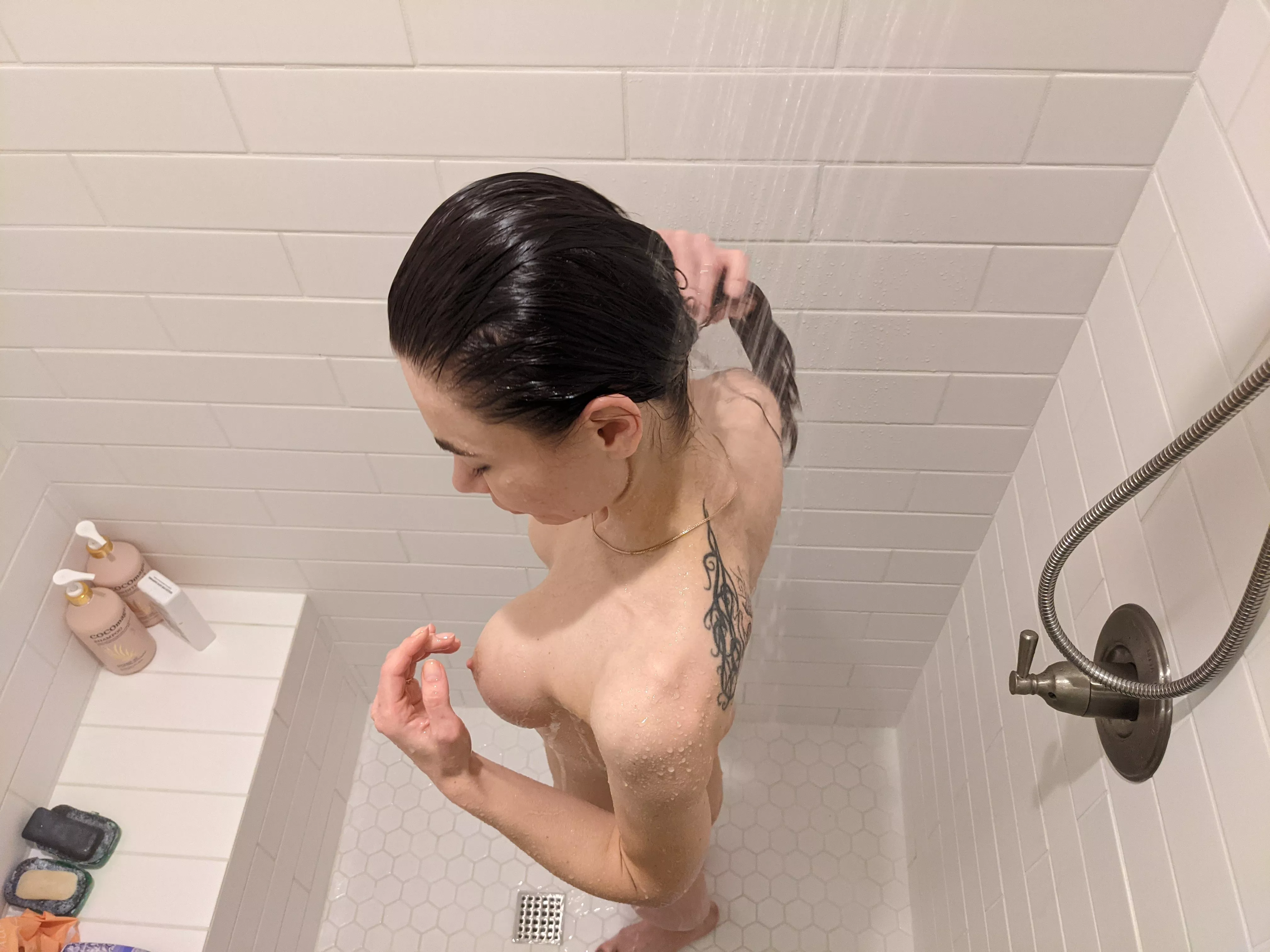 Bathroom Voyeur posted by MidnightDrip