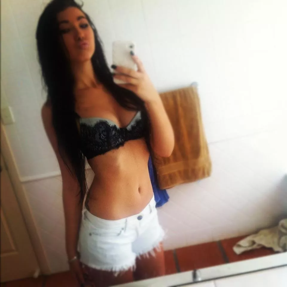 ??Bathtime Babes Netsy & Tiffa y doll explosive sex & orgasms posted by rainyrich