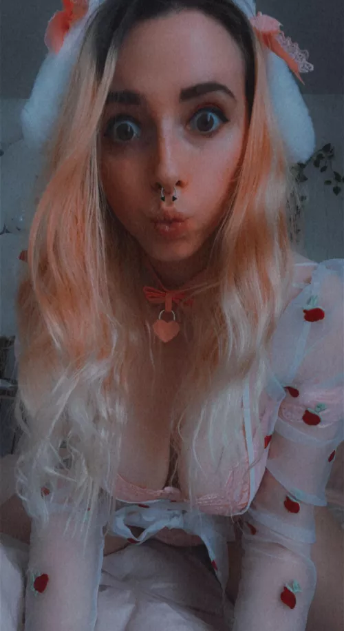 Bb bun 😋😋 by MassiveRisk9148