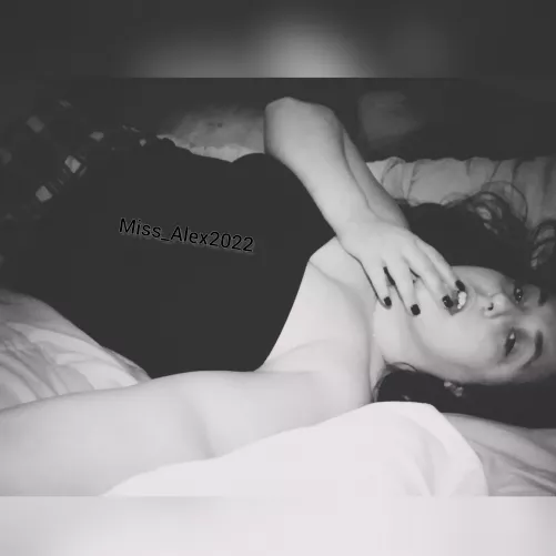 *BBW* Come and play with your favorite homewrecker. Lets [Sext], or ask about custom and pre-made [pic] and [vid] sale on cock [rate] or come play with me all day with my [GFE] by AnywhereFew2076