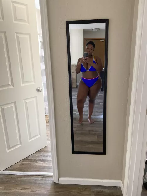 BBW with a big ass booty and 40DDDs💕Full length b/g and solo videos💕Roleplay,Taboo and cosplay💕Customs available, dick ratings, plus I answer all DMs😜 by AsiaDrake_9