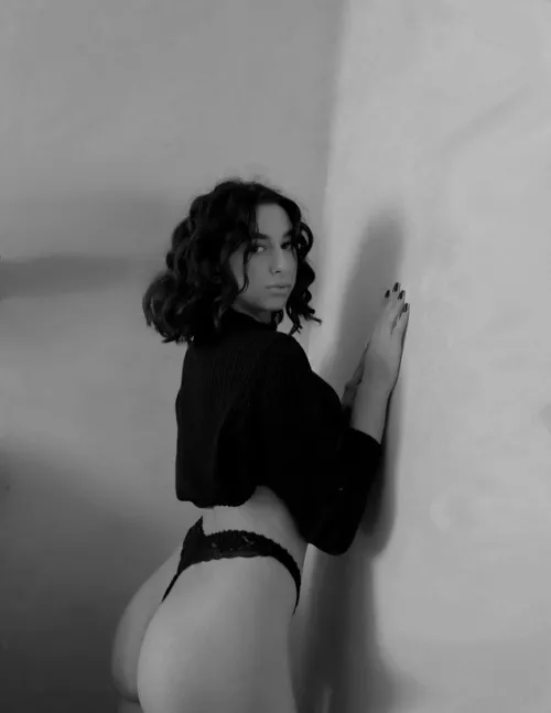 Be honest.... Would you fuck me?😏 by Jasmineyours