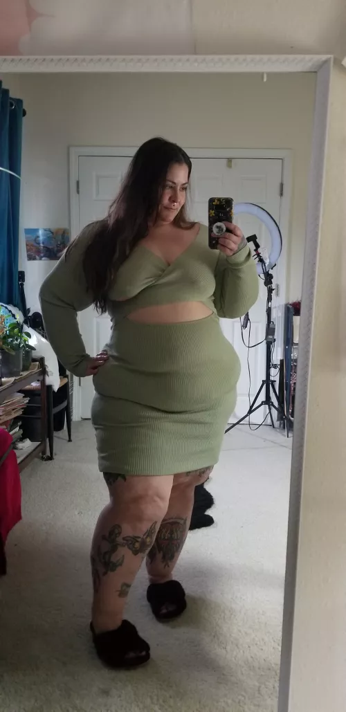 Be honest, would you take me to dinner in this dress? by curvywitchxxx