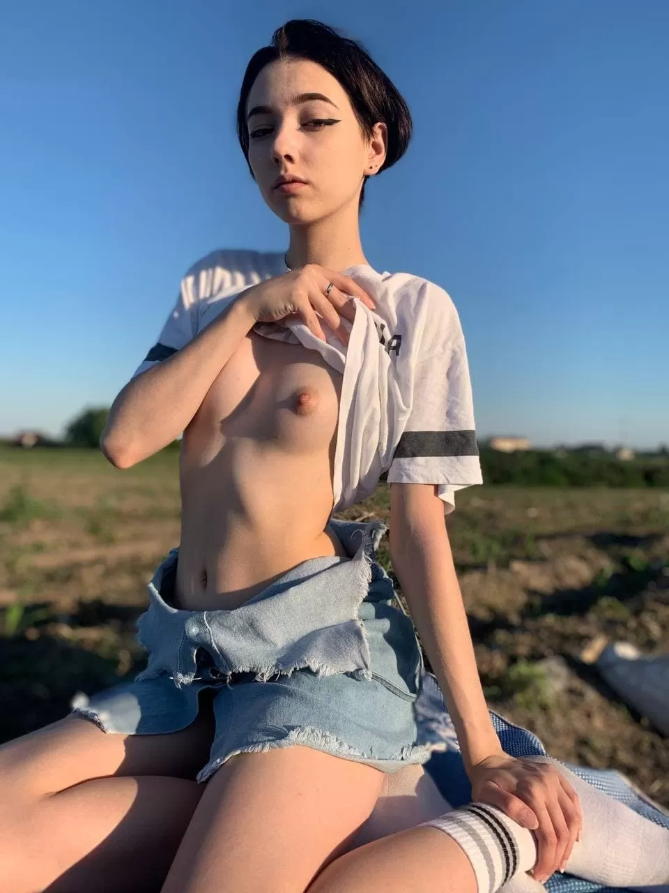 be honest..am i fuckable? posted by Milaroxnew