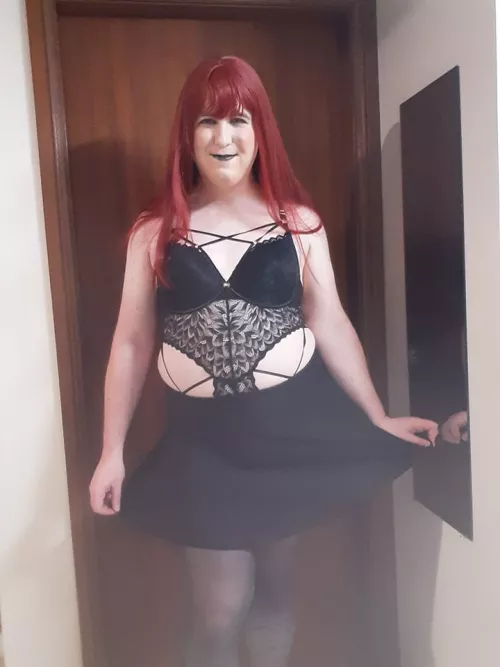 be light and bright, and also goth and dark by sydneydommecd