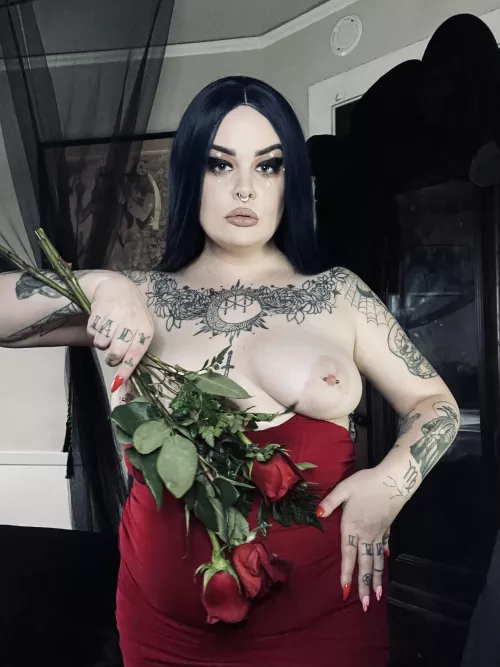 Be mine by thenightmareqveen