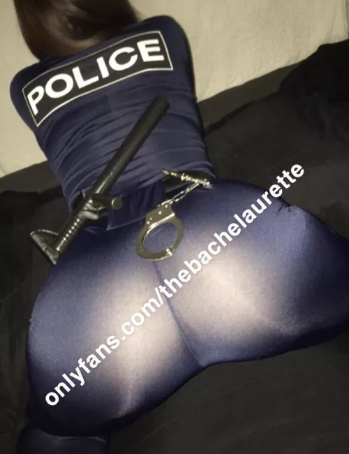 Be safe this Halloween. by Twiggysonit