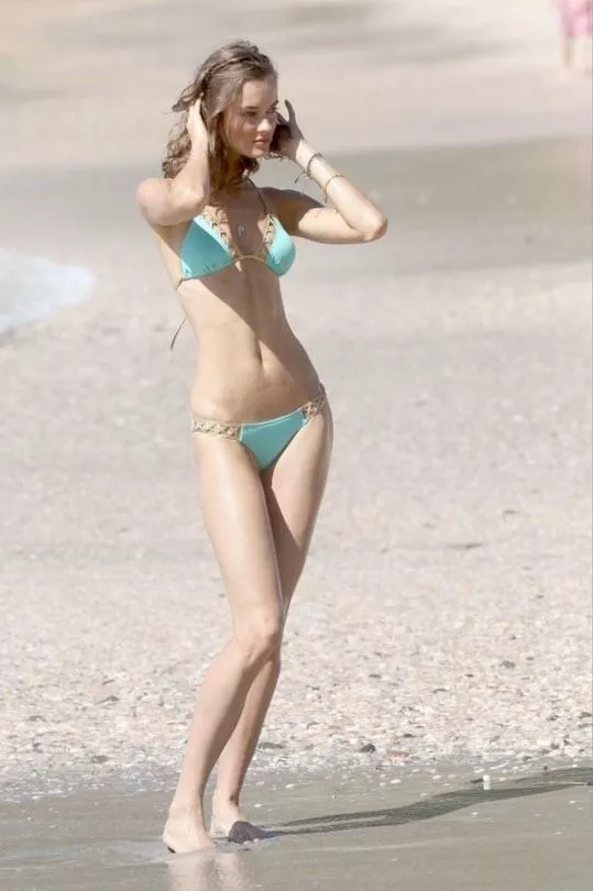 Beach posted by txxxposter