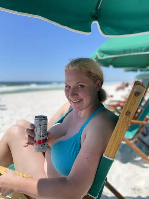 Beach life! by anonymoushusbands