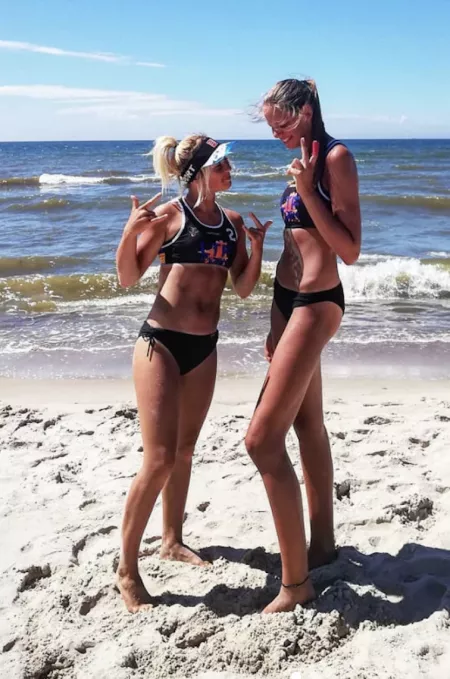 beach volley wear by big_cedric