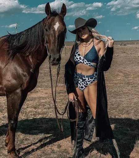 @beachesandbuckles by b8679