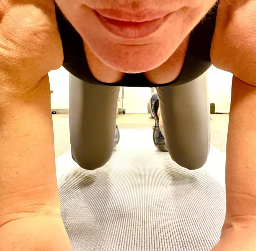 Bear plank by YourHighArchQueen