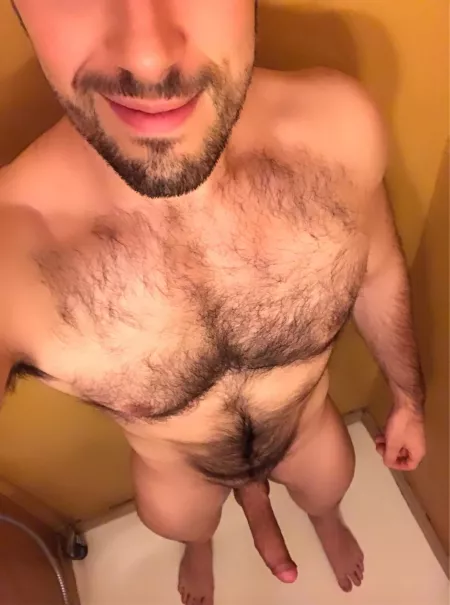 Beard & boner! What else could you ask for ? by YungBrokkoli