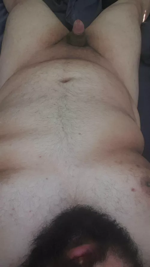 Beard is soft and cock gets hard both perfect for riding (m) by saunaseatsniffer