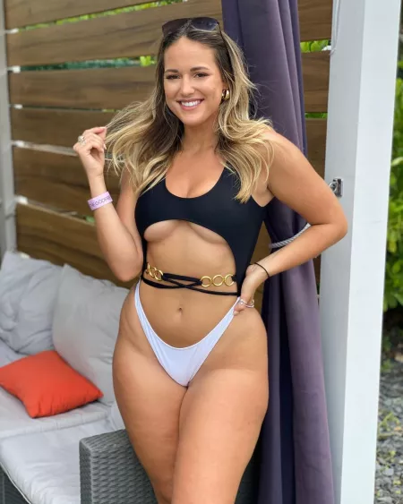 Beautiful Amazon by Prestigious-Rip-307