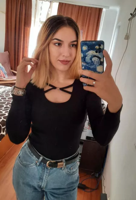 Beautiful babygirl (IRTR) by justathrowawayhere11