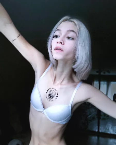 Beautiful girl by Revolutionary-Link-8