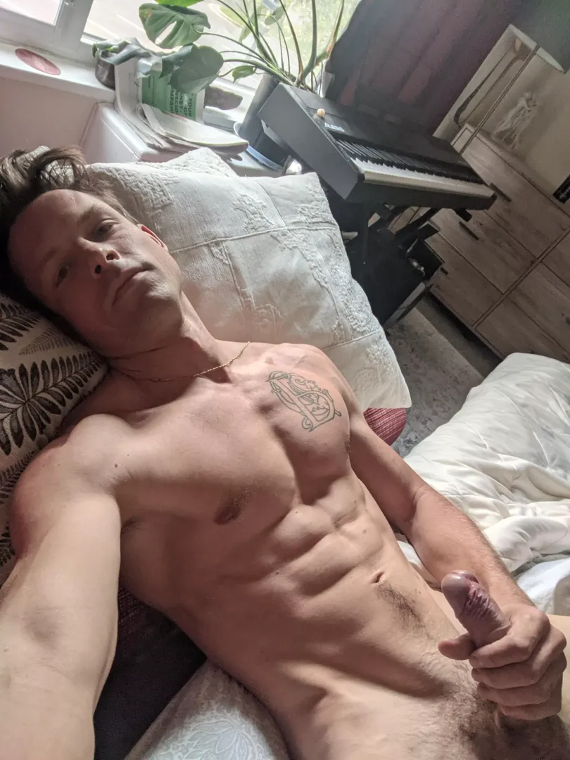 Beautiful morning 🌅 posted by betterthanhomework