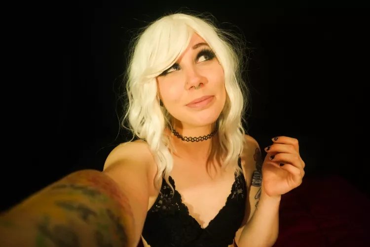 Beautiful by knotty_fay