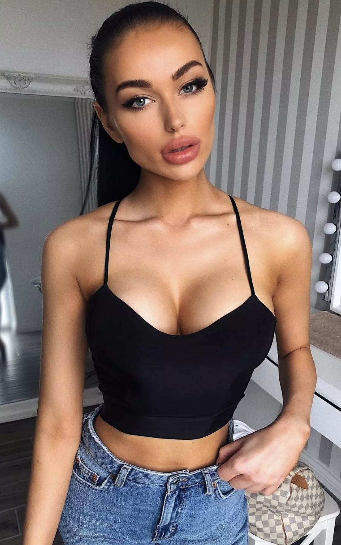 Beautiful set posted by round_plastic