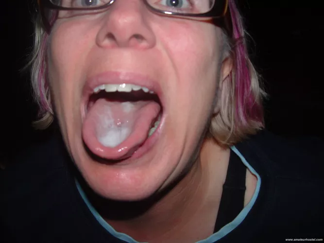 Beautiful tongue full of warm cum... by Boophone78