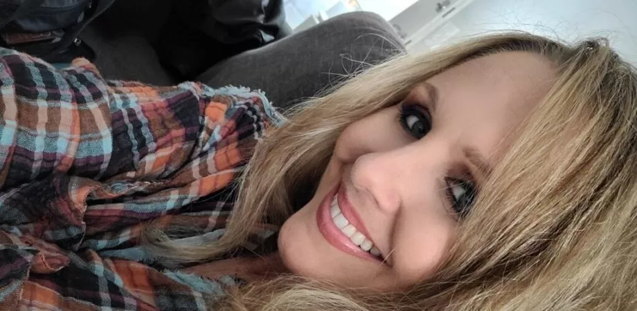 Beautiful Wife by Brocklesnarthebeast