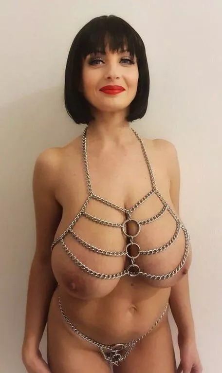 Beautiful posted by urmumgay04