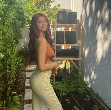 Beauty by WetAzzPuzzy