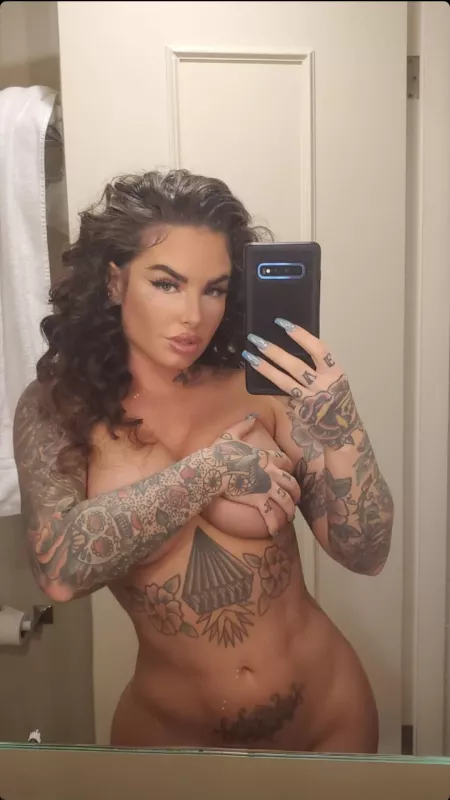 Beauty by MrBooMb5otic